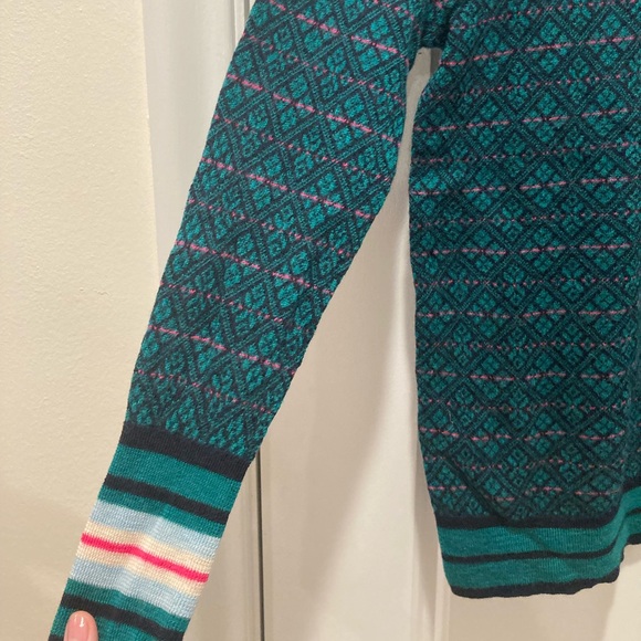 Cute and comfy J. Crew sweater! - Picture 3 of 10